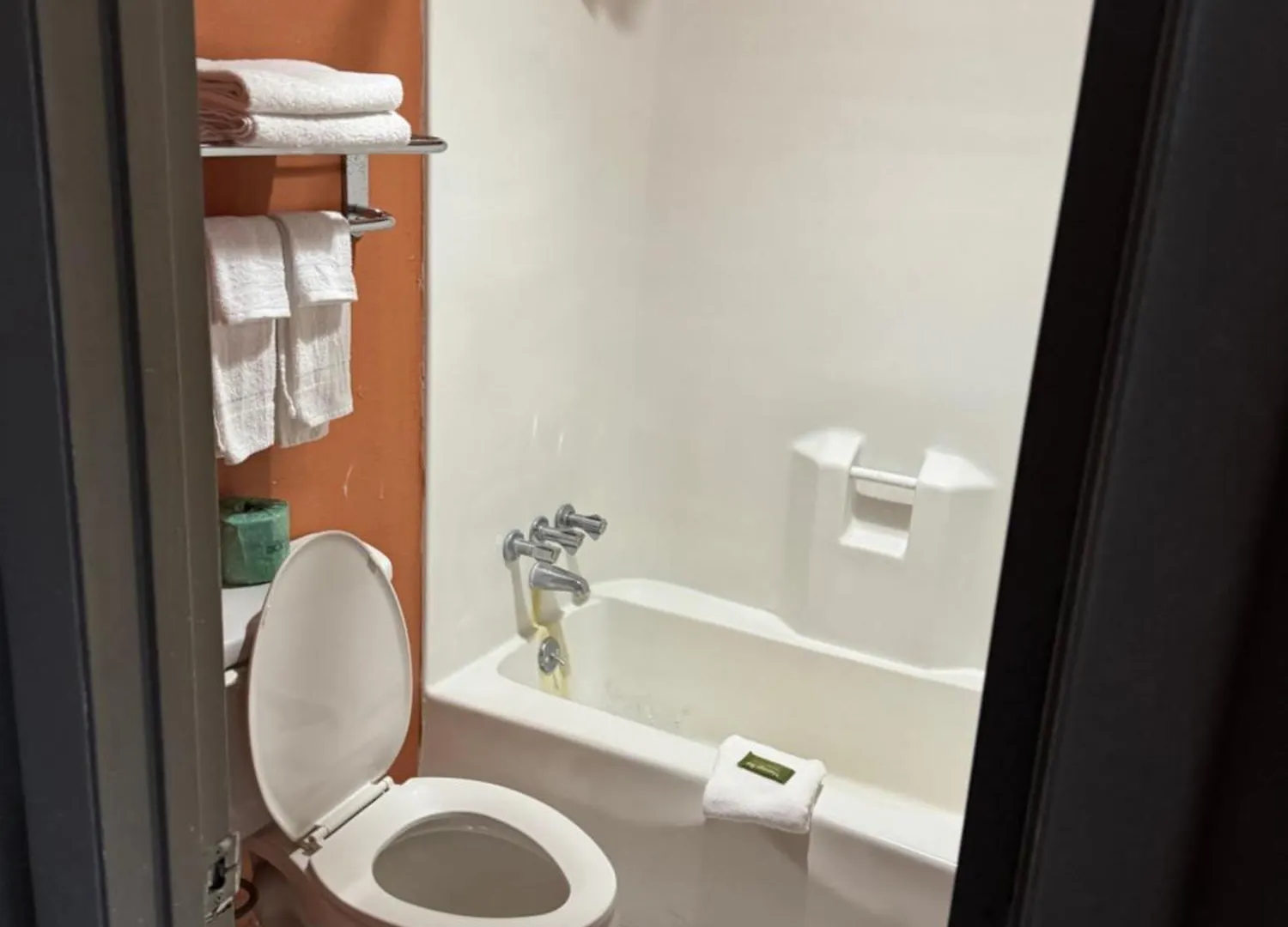 ** Hotel Labh Inc Motel Norfolk United States
